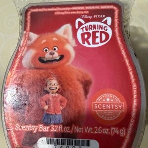 Scentsy Disney Pixar Turning Red Panda 8 Breakapart Wax Cube Melts Fruity